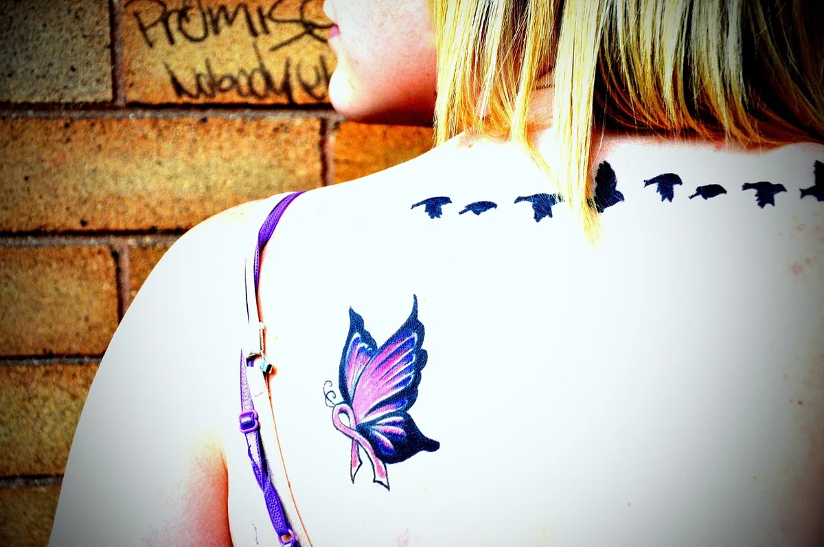 Découvrez la symbolique fascinante du papillon tatouage en 2026