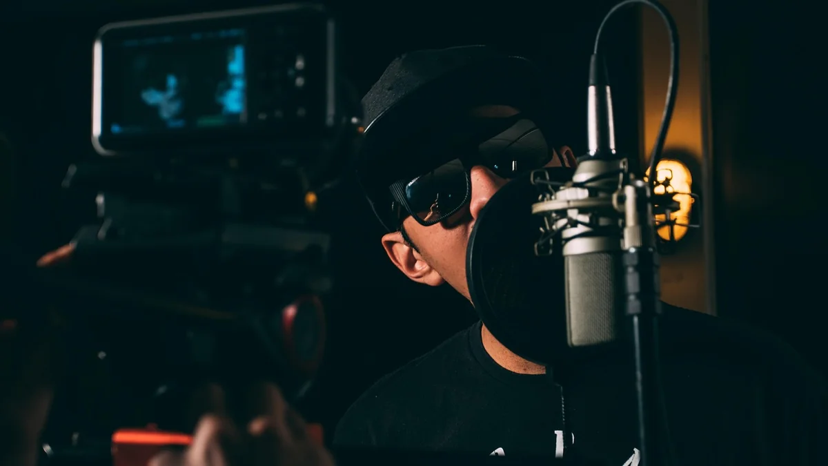Découvrez la fortune de Booba en 2023 : un empire en pleine expansion en 2026